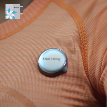 Новое носимое устройство Samsung RM-150 (Gear Fit 2?) засветилось на пресс-фото