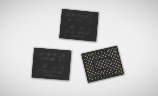 Новые одночиповые SSD накопители Samsung компактнее microSD карт, но при этом гораздо быстрее их и обычных SSD накопителей