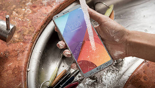 LG Q6 (LG G6 mini) в рекламном тизере за день до премьеры (Видео)