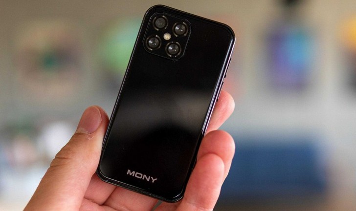 Mony Mist. Суперкомпактный недорогой смартфон с 3-дюймовым дисплеем