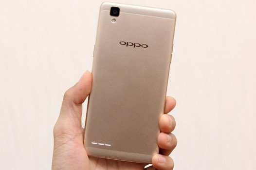 Oppo F1. Первый представитель новой линейки смартфонов Oppo представлен официально