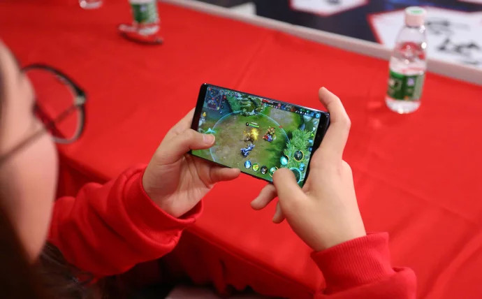 Игровой смартфон Nubia готовится к выпуску. Возможно это будет Nubia Z18