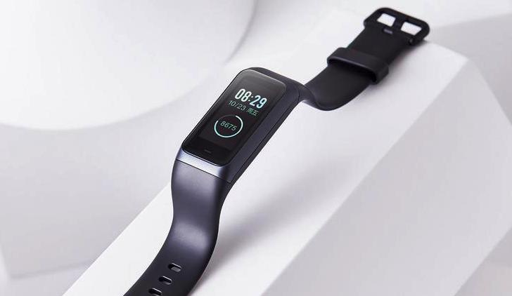 Финтнес-браслет Amazfit Cor 2 поступил в продажу в Китае. Цена: $44