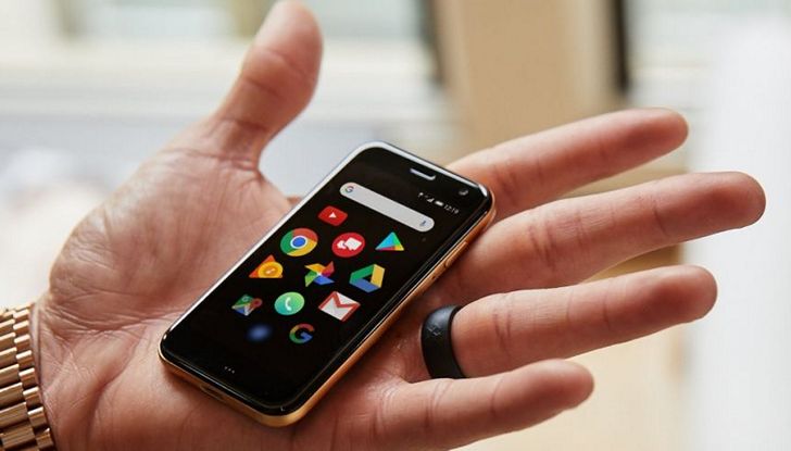 Palm Phone. Компактный, 3.3-дюймовый смартфон становится доступным в новых регионах
