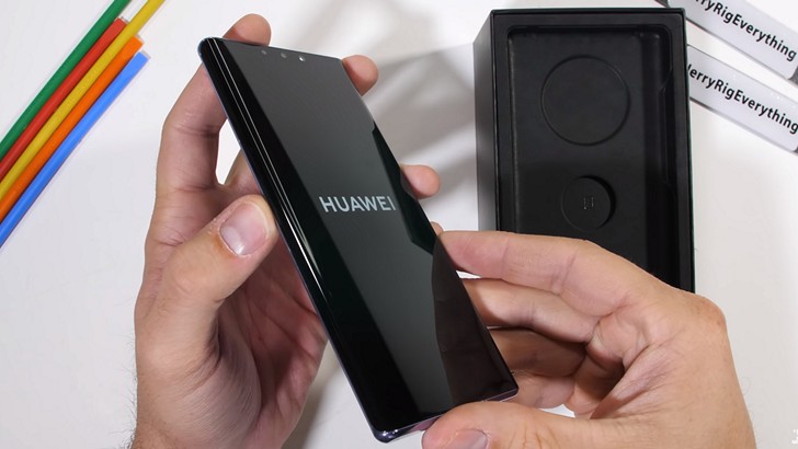 Huawei Mate 30 Pro достойно прошел тесты на устойчивость к царапинам и прочность  конструкции