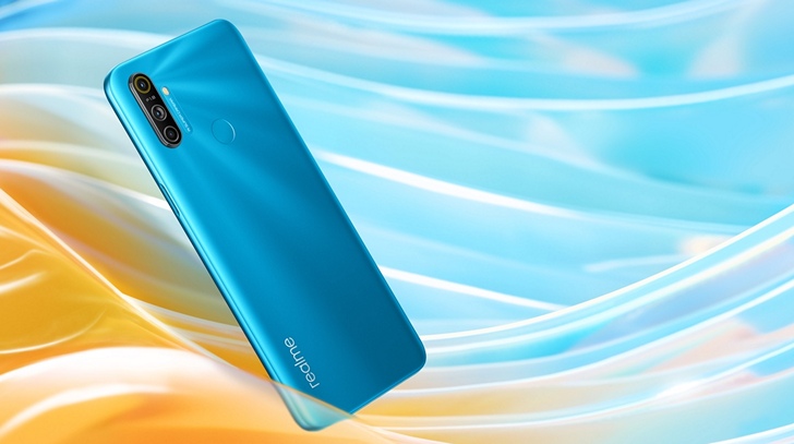 OPPO Realme C3. Недорогой смартфон улучшили, оснастив камерой с тремя объективами