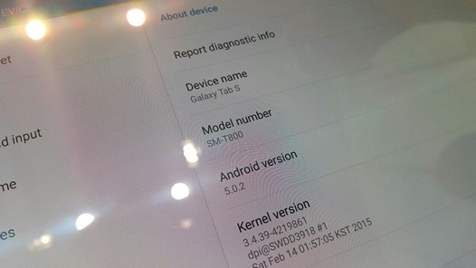 На выставке MWC 2015 Samsung  демонстрирует планшеты Galaxy Tab S с Android 5.0.2 Lollipop на борту