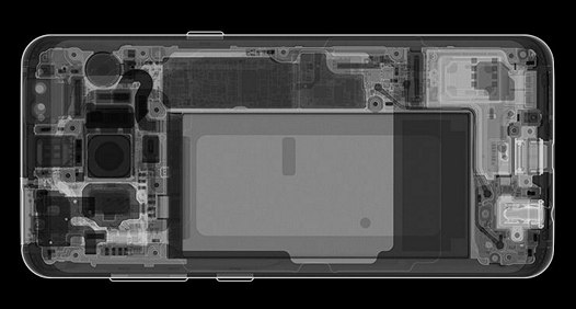 Samsung Galaxy S8 и Galaxy S8+ официально представлены. Огромный дисплей, мощная начинка, компактный водонепроницаемый корпус и сканер радужной оболочки глаза