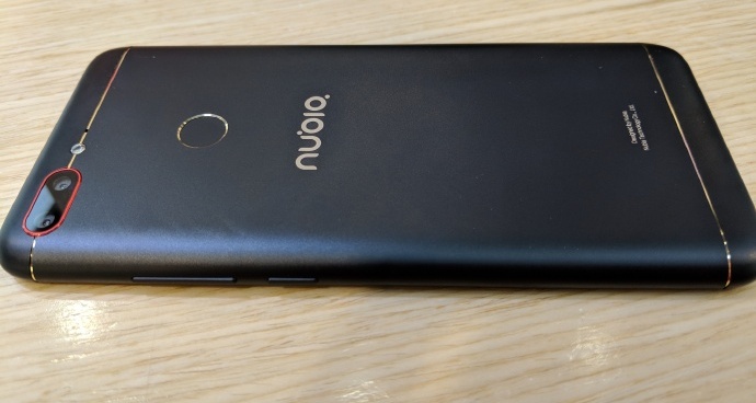 Nubia N3. Шестидюймовый смартфон с бескрайним экраном, сдвоенной камерой и 5000 мАч батареей