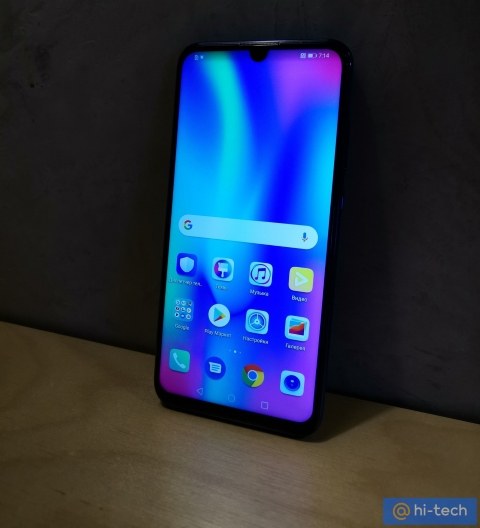 Honor 10i. Фото и технические характеристики смартфона просочились в Сеть