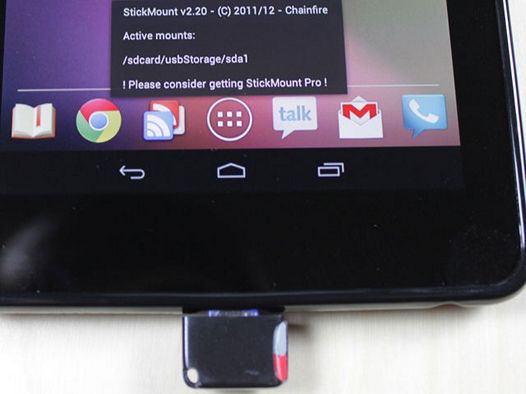 Мини MicroSD кард-ридер заменит слот для карт памяти для некоторых Android планшетов и смартфонов
