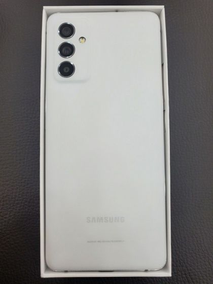 Galaxy A82