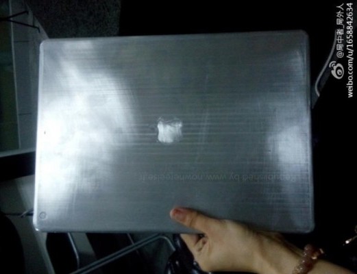 Первое фото прототипа 12,9-дюймового планшета Apple iPad