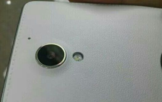Huawei Glory 3X Pro. 5.5-дюймовый фаблет, клон Galaxy Note 3