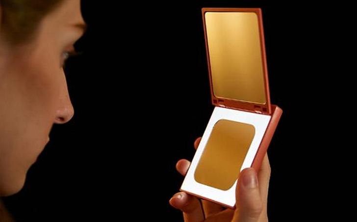 Xiaomi VH Makeup Mirror Mini. Зеркало для макияжа со светодидной подсветкой, которое можно использовать в качестве повербанка