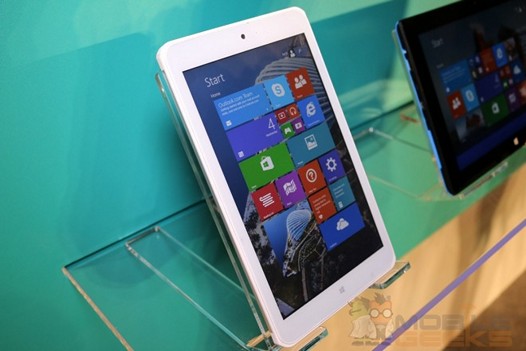 Haier W863. Компактный Windows 8.1 планшет с восьмидюймовым экраном представлен на выставке Computex 2014