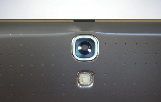 Samsung Galaxy Tab S. Утечка официальных фото проливает свет на тонкости дизайна новых планшетов корейской компании