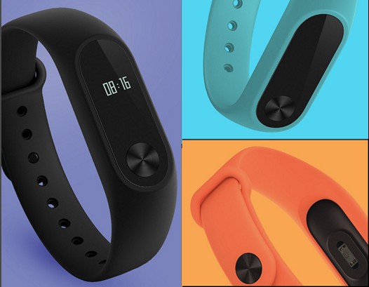 Xiaomi Mi Band 2 официально. Достаточно неплохой фитнес-браслет за небольшие деньги