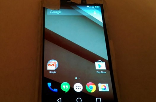 Фаблет Motorola, предположительно Moto X+1, работающий под управлением Android L показан на видео