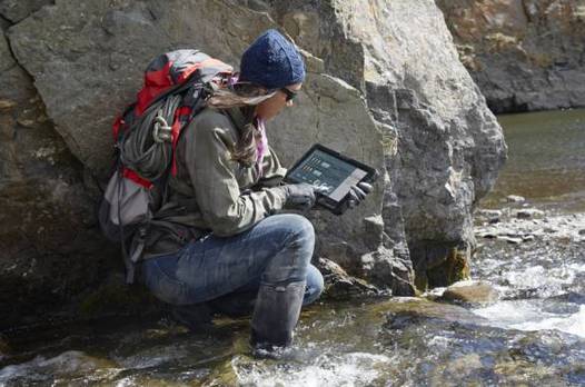 Dell Latitude 12 Rugged. Защищенный планшет, который способен выжить в боевых условиях (Видео)