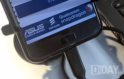 Asus Zenfone 4 Pro получит сдвоенную камеру и мощную начинку