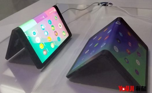 Складывающийся планшет Lenovo, который можно превратить в смартфон с двумя дисплеями, уже на подходе (Видео)