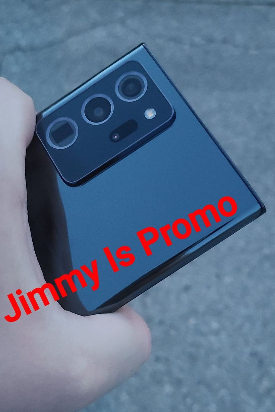 Samsung Galaxy Note 20 Ultra засветился на первом живом фото
