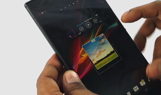 Sony Xperia Z Ultra имеет проблемы с экраном 