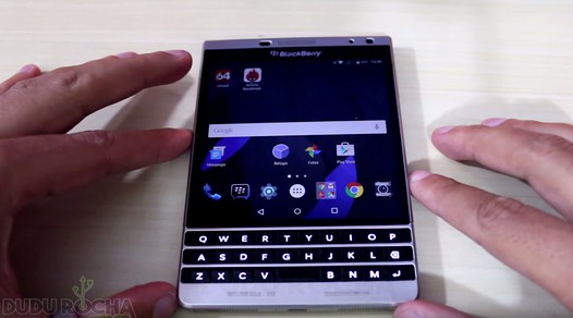 Так будет выглядеть Android смартфон BlackBerry Passport (Видео)
