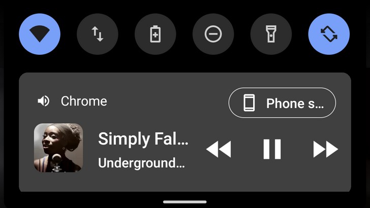 Медиаплеер Android 11 в шторке уведомлений 