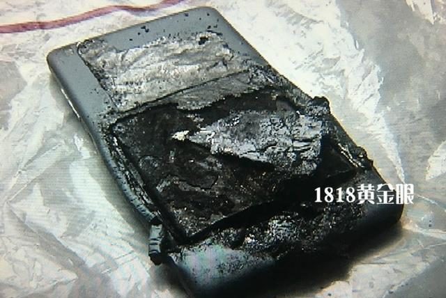Смартфон Xiaomi Mi4c загорелся в кармане владельца, получившего ожог третьей степени