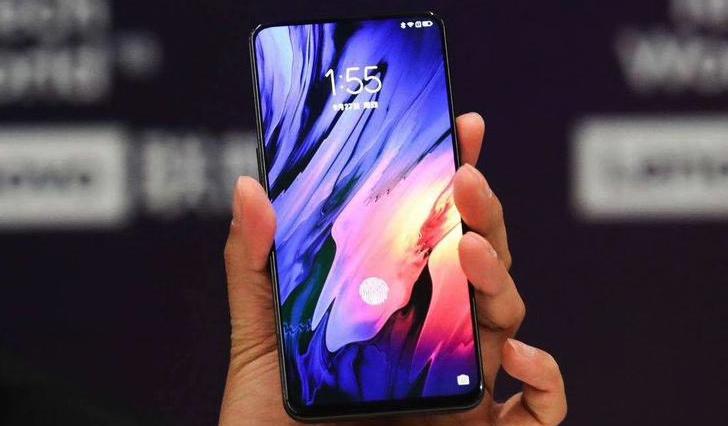 Lenovo Z5 Pro с бескрайним дисплеем показан вживую еще до официальной презентации