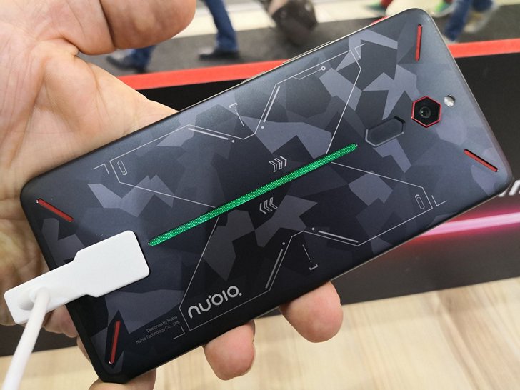 Nubia Red Magic 2 на подходе: Snapdragon 845, 8 ГБ оперативной памяти и уже привычный дизайн