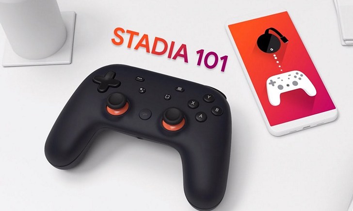 Google Stadia. Фирменный игровой контроллер на момент запуска сервиса придется подключать к смартфонам, планшетам и ПК через USB кабель