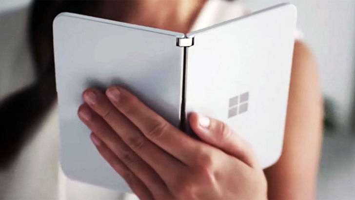 Microsoft Surface Duo: Смартфон с двумя экранами и процессором Qualcomm Snapdragon 855 на борту.