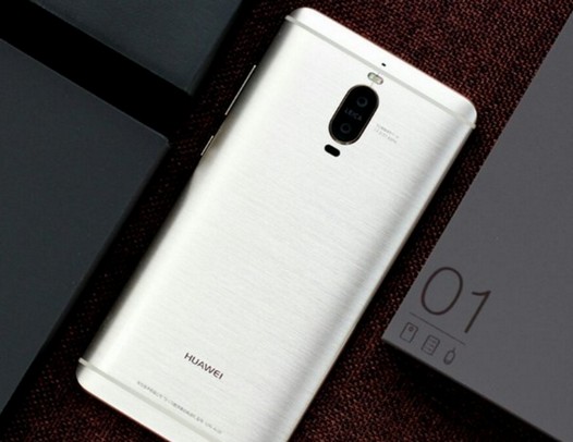 Huawei Mate 9 Pro представлен официально. Технические характеристики и цены новинки объявлены