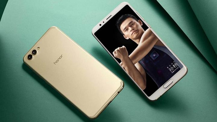Huawei Honor V10 с вытянутым экраном и сдвоенной камерой официально представлен