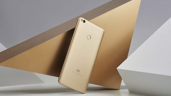 Xiaomi Mi Max 3. Фаблет будет оснащен экраном с размером 7 дюймов по диагонали