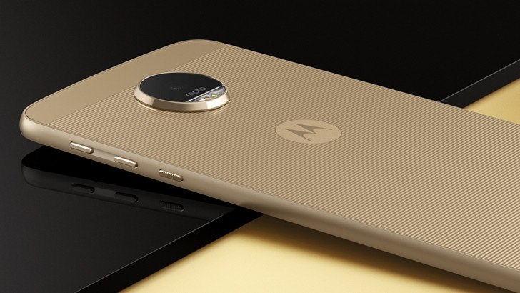 Смартфоны флагманского уровня Motorola начнут появляться в продаже в 2020 году