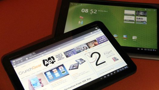 андроид планшет Acer Iconia Tab A500 или планшет Motorola Xoom