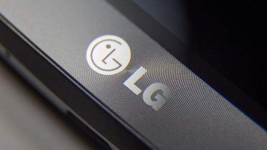 LG G4 Pro. 5.7-дюймовый фаблет с процессором Qualcomm Snapdragon 808 и 4 ГБ оперативной памяти засветился на сайте GFXBench